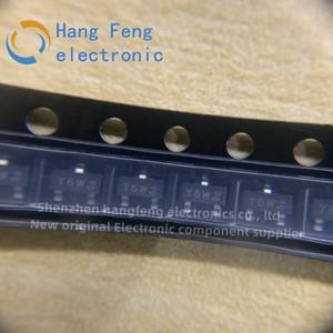 SMD 레귤레이터 다이오드 BZX84-C18 SOT-23 실크 스크린 Y6 18V 호환 10 개 50 개