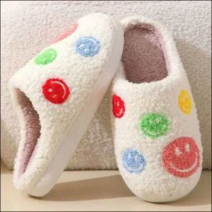 인기상품 여자 스마일 겨울 실내화 슬리퍼 털안감 거실화 보온 [WFLAH6U_251215]