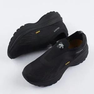 [하프클럽/데상트]데상트 공용 시티 리프트 슬립온 쿠셔닝 스니커즈 블랙 SP