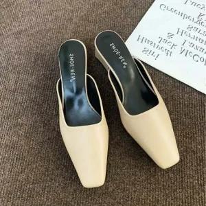 여성 디자인 로퍼 뮬 사각코 로우힐 패션