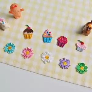 아트박스 올패턴 미니 데이지꽃 컵케익 자수 패치 와펜