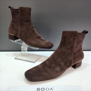 [소다] FLB208 DA22 소다 SDOA 여성 앵클 부츠 (여성 스웨이드 기본 앵클부츠)
