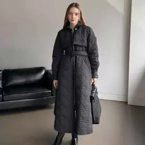 [신세계라이브쇼핑][바스카라] 다이아 퀼팅 집업 롱 코트 블랙-VCOAT024