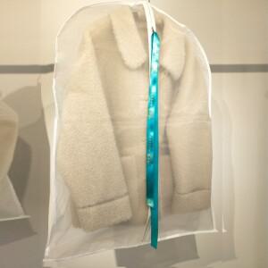 모피 코트 먼지 커버 유로 오간자 가방 및 재킷을위한 한국 스타일 옷장 보관 솔루션