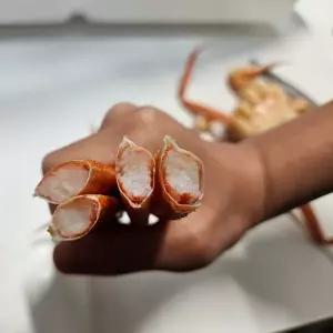 달달하고 신선한 구룡포 연지 홍게 다리 1kg(100~120개)