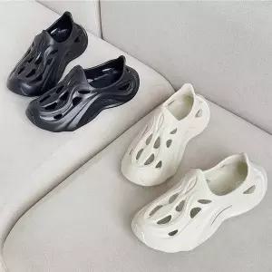 유니크 펀칭 슬리퍼 남자 여름 뮬 샌들 아쿠아슈즈