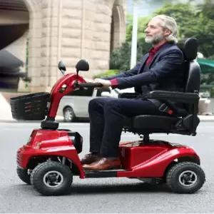 독일기술 노인 전동스쿠터 시니어 스쿠터 4륜 전기차 가정용 중형