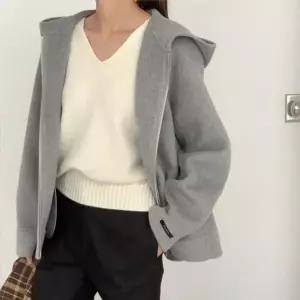 [헤레이스] 울100 아크 후드 핸드메이드 자켓 YMSH25FW230_P408485553