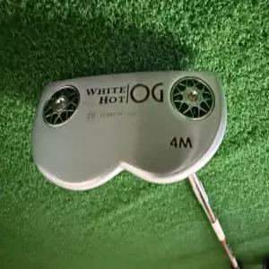 중고  OG 화이트 핫 4M 33인치퍼터전용커버포함(코드T023473)궁둥이퍼터
