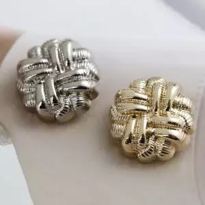 브로치 배지 옷핀 핀 코사지 10pcs 금속 단추 골드 실버 의류 바느질 DIY 남자와 여자의 장식 액세서리