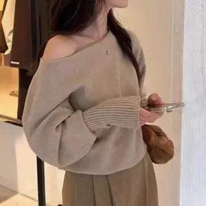 연말룩 니트 가오리핏 여성 4컬러 오프숄더 스웨터