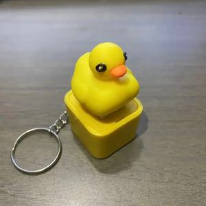 1+1 불빛나는 오리 키보드 키캡 키링 스트레스해소