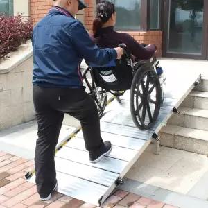 접이식 경사로 휴대용 경사판 램프 통로 휠체어 보드