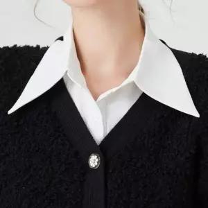 [라일리여성의류] Rly 카라 목폴라티 목폴라 페이크 케이프 니트 셔츠