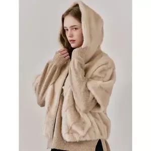[하프클럽/르모하]페이크 시어링 후드밍크 퍼 케이프 LC4FCA001