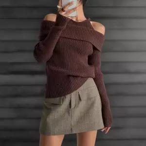 [하프클럽/]여성 홀터넥 어깨트임 골지 긴팔 니트 가을용 오프숄더