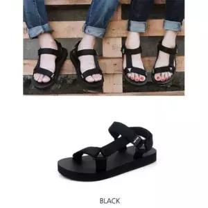 여름 필수템 멀티웨어 스타일링 남여공용 스트랩샌들