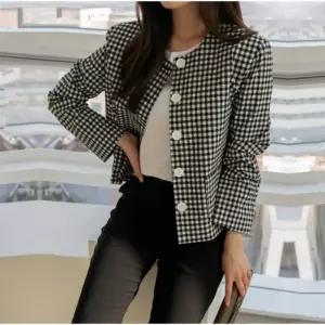 자켓 트위드자켓 플리스자켓 카이씨 겨울자켓 청자켓 후리스자켓 청자켓코디 여성자켓