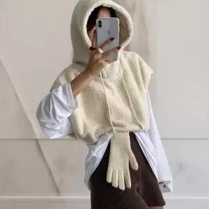 [신세계라이브쇼핑][옷자락] 여성 양모 퍼 후드 크롭 버튼 조끼 가을 겨울용