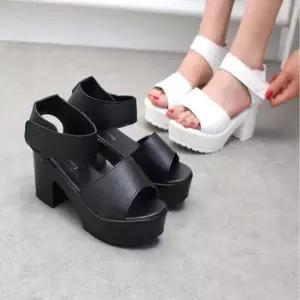 인기상품 키높이 통굽 샌들 여름 여성용 스트랩 가보시 편한 찍찍이 [WFJM844_251120]