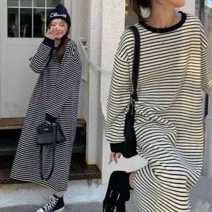 [하프클럽/]걸스 윈터 데일리룩 변환기 심플넥 세로줄 롱티 드레스 맥시원