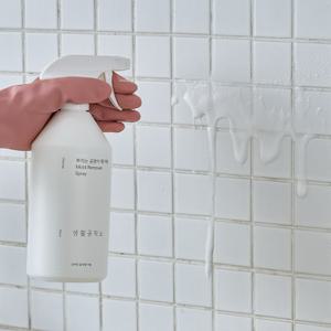 생활공작소 뿌리는 곰팡이 제거제 750ml x 3개 벽지 벽 화장실 곰팡이 제거