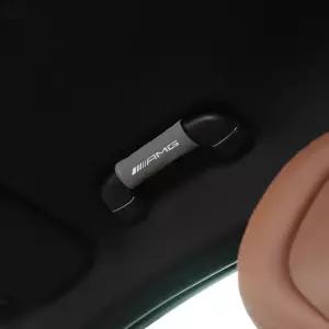 벤츠 AMG 차량 실내 용품 천장 손잡이 기스 방지 보호 데칼 자수 스웨이드 용품