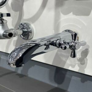 국산 음수대 개수대 급수대 외부 수도꼭지 학교 운동장 야외 레버식 수전