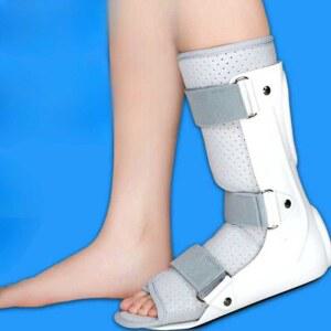신발신을수있는 반깁스 발목 부목 보호장비 모델 보호대 ORTHOTIS