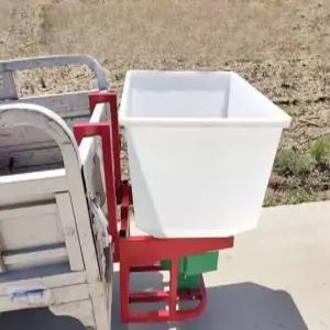 트랙터 비료 살포기 차량 염화칼슘 분사기 농업용 퇴비 시비기