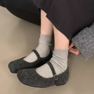 스퀘어 토우 여성 메리제인 털 플랫슈즈 겨울 단화 2311