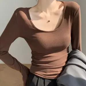 [하프클럽/]U넥 긴팔 티셔츠 슬림핏 기본티 브라운 레이어드 이너웨어