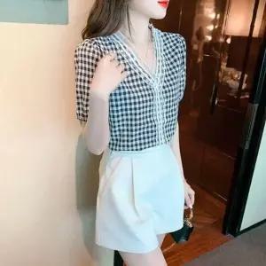 [하프클럽/]브이넥 체크 추천 여성 블라우스 꾸안꾸 여름 데일리