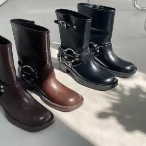 바이커 가보시 미들부츠 통굽 둥근코 키높이 여자 오