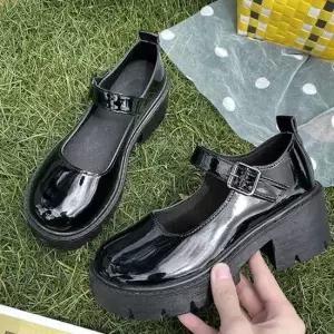 유광 무광 키높이 통굽로퍼 펌프스힐 버클 스트랩샌들