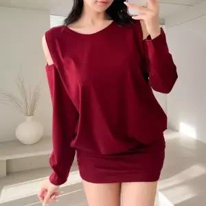 [하프클럽/]여자 어깨트임 잔주름 빅사이즈 골드링 원피스