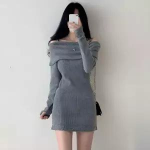 [하프클럽/]여자 러블리 오프숄더 오픈 여리핏 미니 니트 원피스