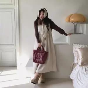 [하프클럽/]여성 누빔 루즈핏 민소매 레이어드룩 롱 원피스