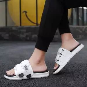 스트랩 포인트 배색 커플 샌들 간편 발편한 여름신발