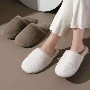인기상품 바이브모션 여성 겨울 부드러운 모피 털 슬리퍼 [WFLAJ8I_251216]