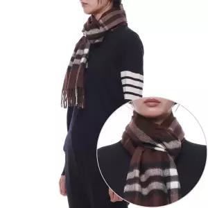 [버버리] 25FW 여성 체크 캐시미어 머플러 (8112638 TREACLE BROWN W 25F)