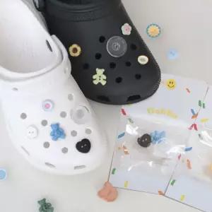 세트 단추 잇템 악세서리 슈즈 파츠 장식 참 비즈 곰돌이 귀여운 인기템 하트 신발 신발 키치 슈 곰 비츠