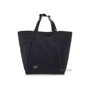 [버버리] FW24 남성 쉴드 필드 토트백 8098118 ML SHIELD FIELD TOTE NYN A1189