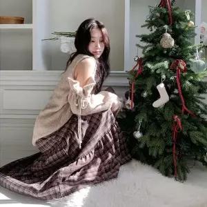 [신세계라이브쇼핑][옷자락] 여성 체크 패턴 A라인 플레어 롱 원피스