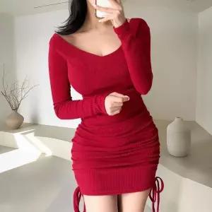 [하프클럽/]여자 모임룩 밑단 쁘띠 드로우코드 V넥 원피스