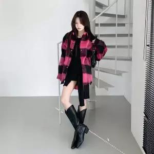 |CHJ6ADE|여성 루즈핏 체크무늬 퍼 자켓