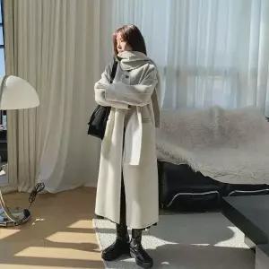 |CHJ6ACD|여성 루즈핏 울 롱 코트와 노카라 머플러 세트