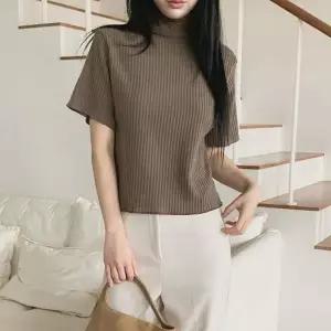 [다잇템] 여성 프릴 하이넥 골지 반소매 티셔츠