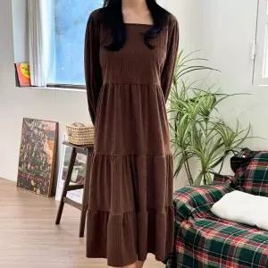 [아이우먼] 삼단캉캉스퀘어원피스 YPV837M512 빅사이즈