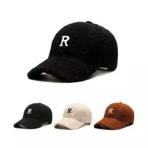 귀여운 뽀글이 디자인 영문 R 방한 겨울 캡 모자 여자 캐주얼볼캡 방한모자 겨울볼캡